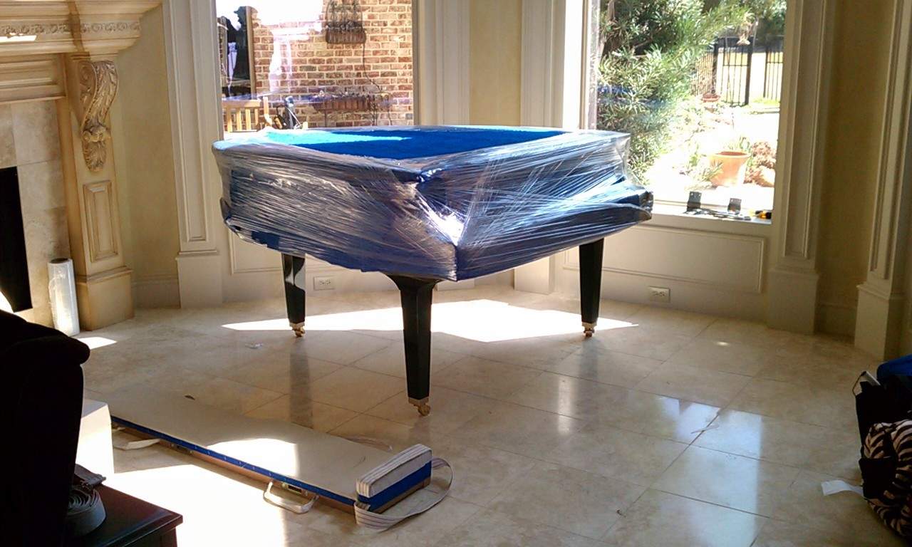 Grand_Piano_moving
